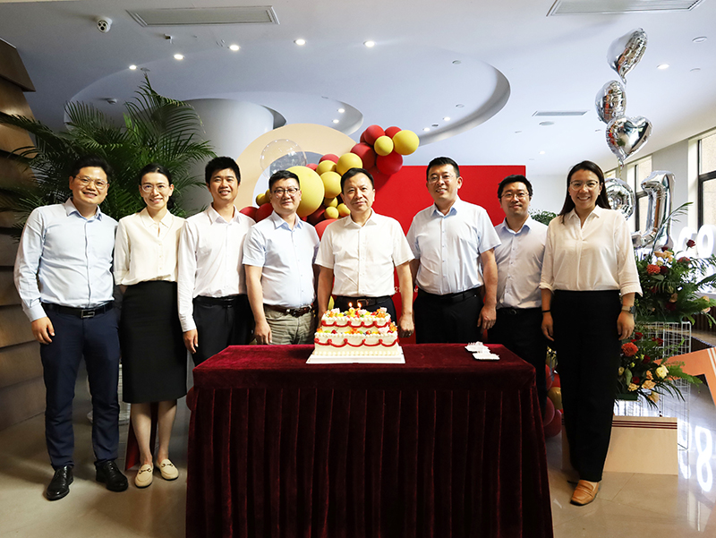 二十一载 智造未来丨贺盛煌娱乐股份廿一诞辰，，，，，再启新篇